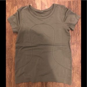 Lulu Swiftly Tech Tee
